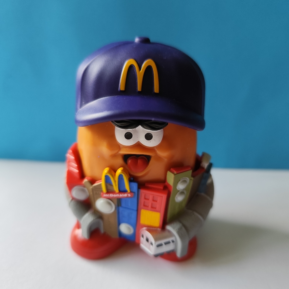 3/$30💜2023 Kerwin Frost McNugget Buddies McDonald's UPTOWN MOE - Picture 1 of 7